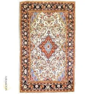 Hand-Knotted Kashan Rug