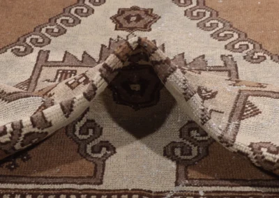 Hand Knotted Shiraz Rug 5 7x3 7 Code 2273 - View 7
