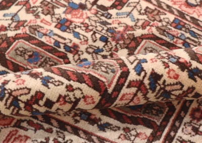 Hand Knotted Shiraz Rug 3 4x2 2 Code 2330 - View 7